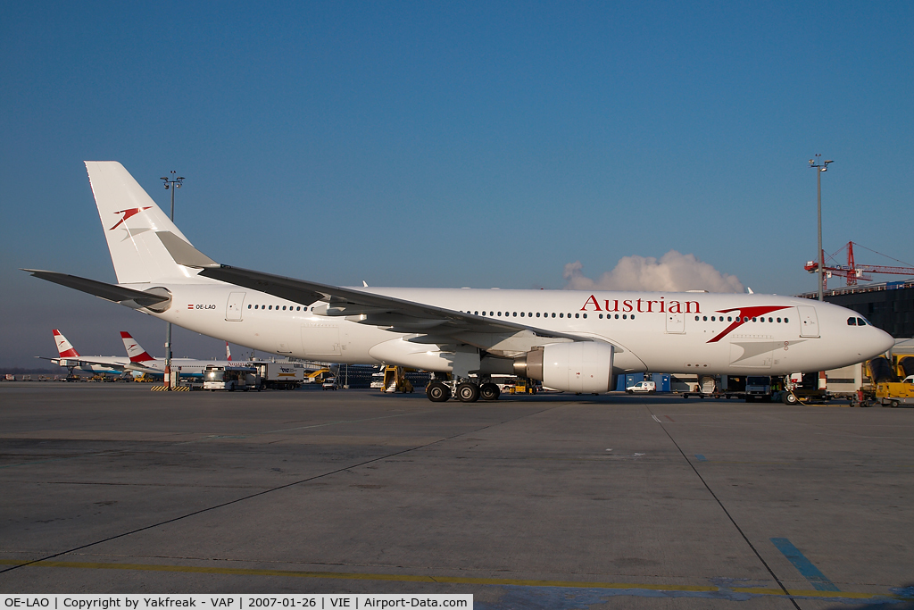 OE-LAO, 2000 Airbus A330-223 C/N 181, Austrian Airlines Airbus 330-200