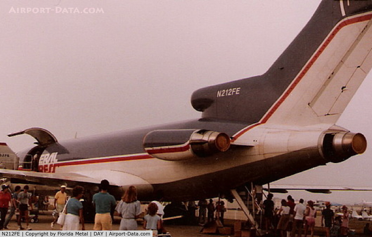 N212FE, 1984 Boeing 727-2S2F C/N 22934, Fed Ex at Dayton in 1985