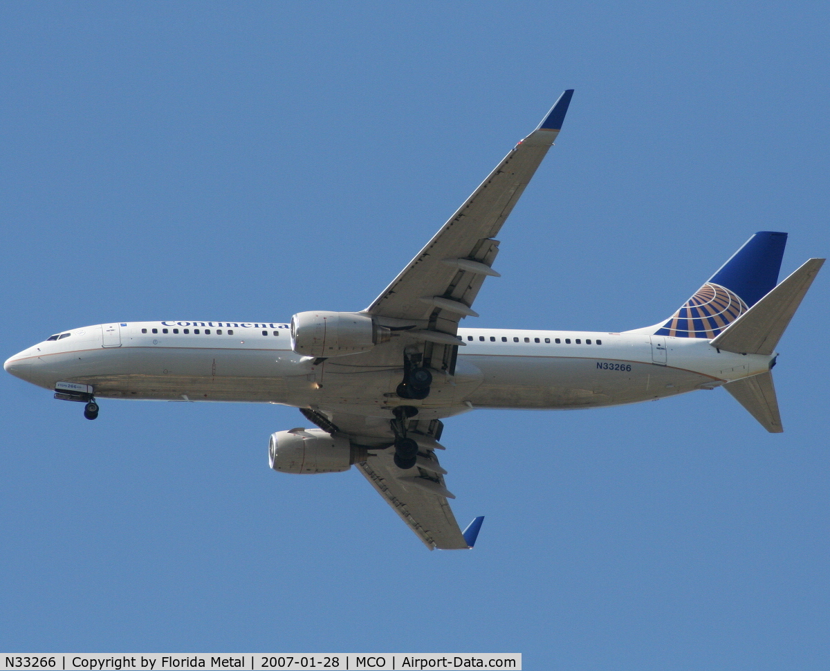 N33266, 2001 Boeing 737-824 C/N 32403, Continental 737-800