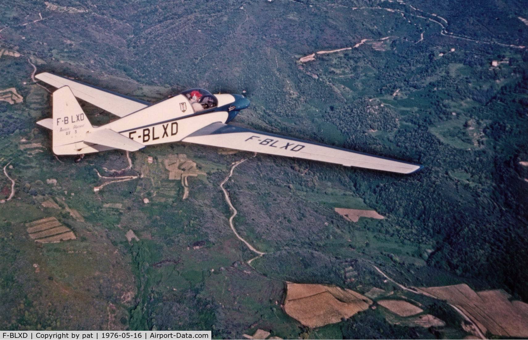 F-BLXD, Alpavia Fournier RF-3 C/N 12, Fournier RF3 over Corsica (pilot Georges CALEN)
