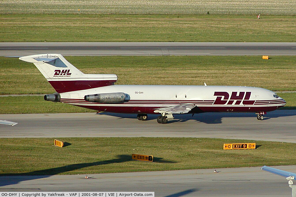OO-DHY, 1975 Boeing 727-230(F) C/N 20905, European Air Transport Boeing 727-200 in DHL colors