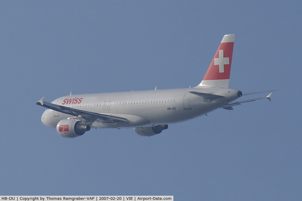 HB-IJU, 2003 Airbus A320-214 C/N 1951, Swiss International Air Lines Airbus A320