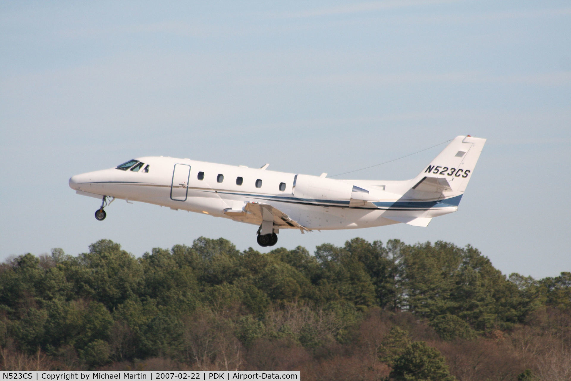 N523CS, 2004 Cessna 560XLS Citation Excel C/N 560-5507, Departing PDK enroute to OKC