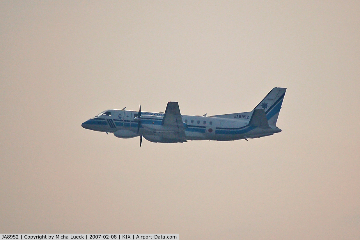 JA8952, 1997 Saab 340B C/N 340B-405, Climbing out of Kansai