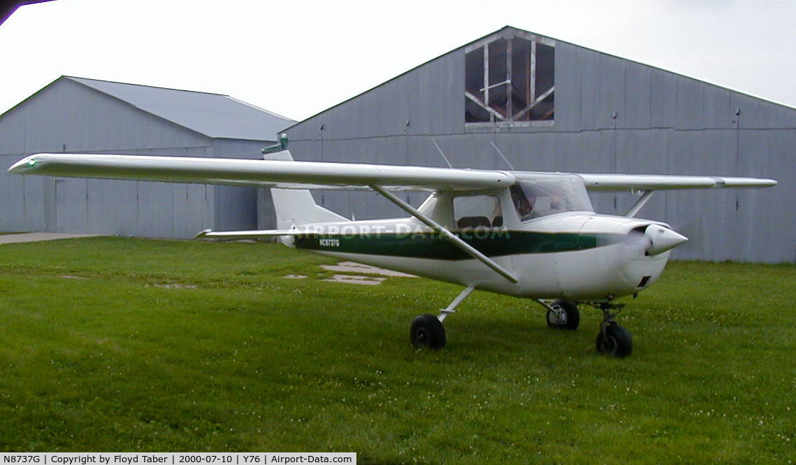 N8737G, 1966 Cessna 150F C/N 15062837, Taken at Morningstar Field