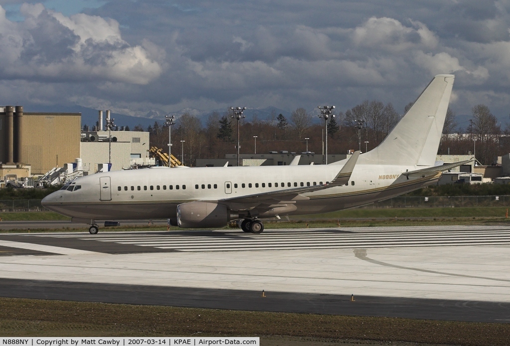 N888NY, 1999 Boeing 737-7CG BBJ C/N 30751, Left Paine Field an hour later for Van Nuys