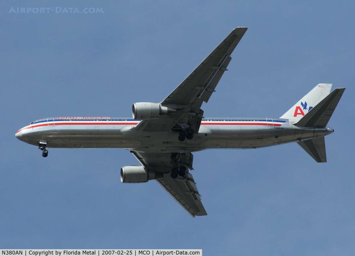 N380AN, 1993 Boeing 767-323 C/N 25449, American