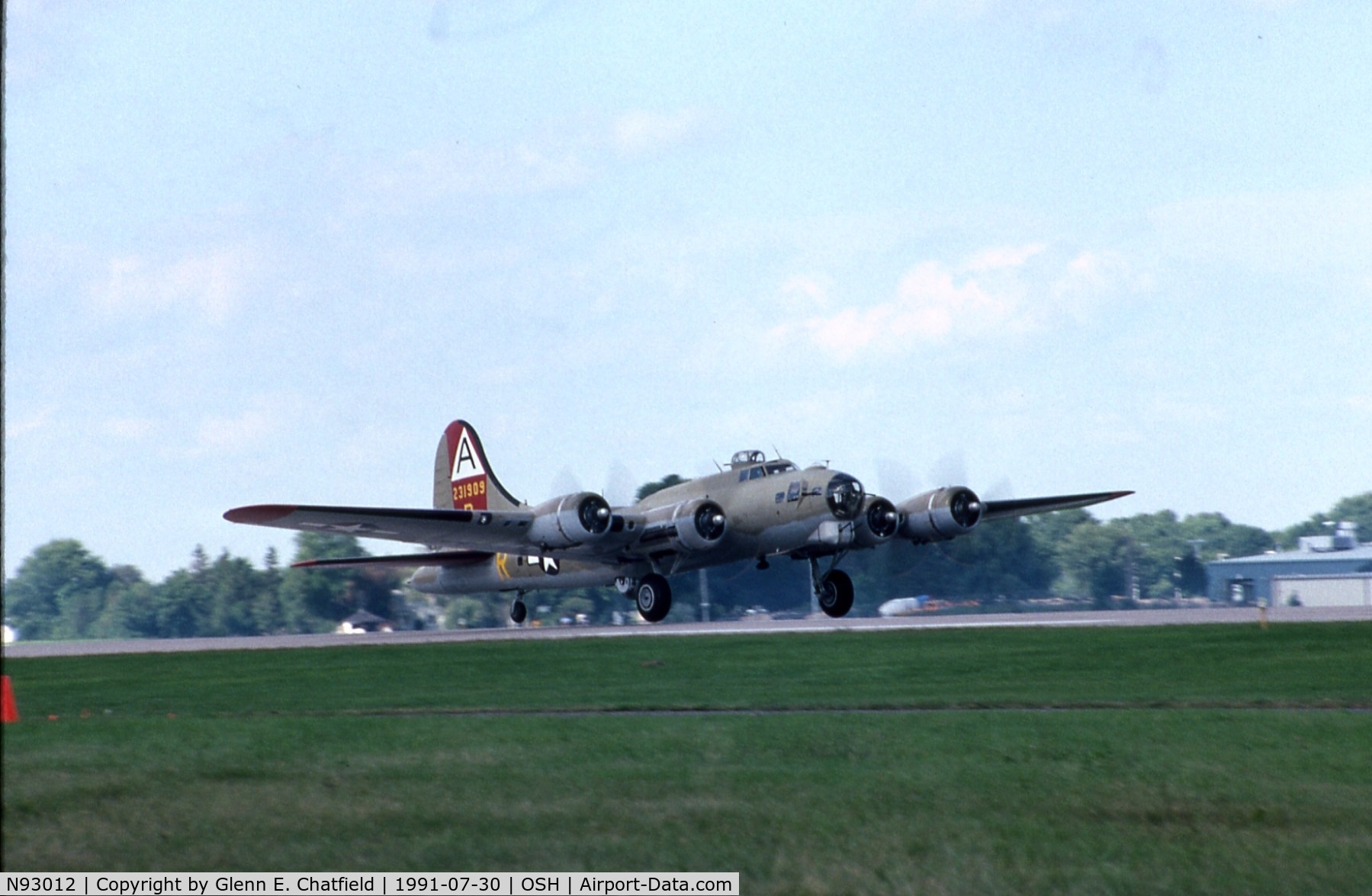 N93012, 1944 Boeing B-17G-30-BO Flying Fortress C/N 32264, Takeoff at EAA fly in