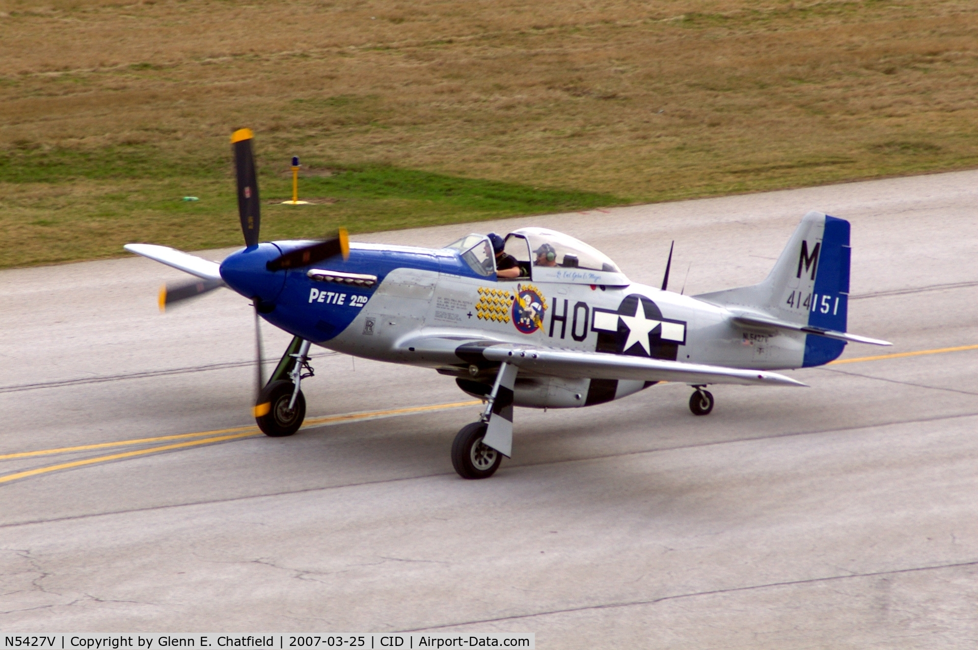N5427V, 1944 North American F-51D Mustang C/N 44-72942, Taxiing for departure