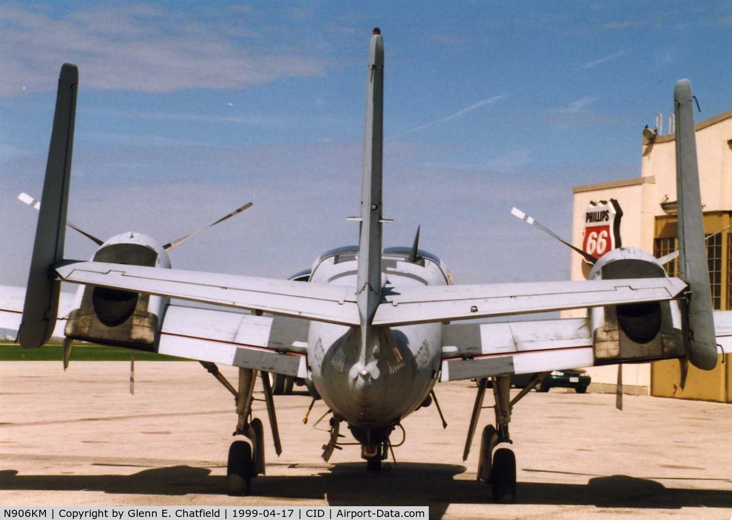 N906KM, 1967 Grumman OV-1C Mohawk C/N 900, OV-1D visiting
