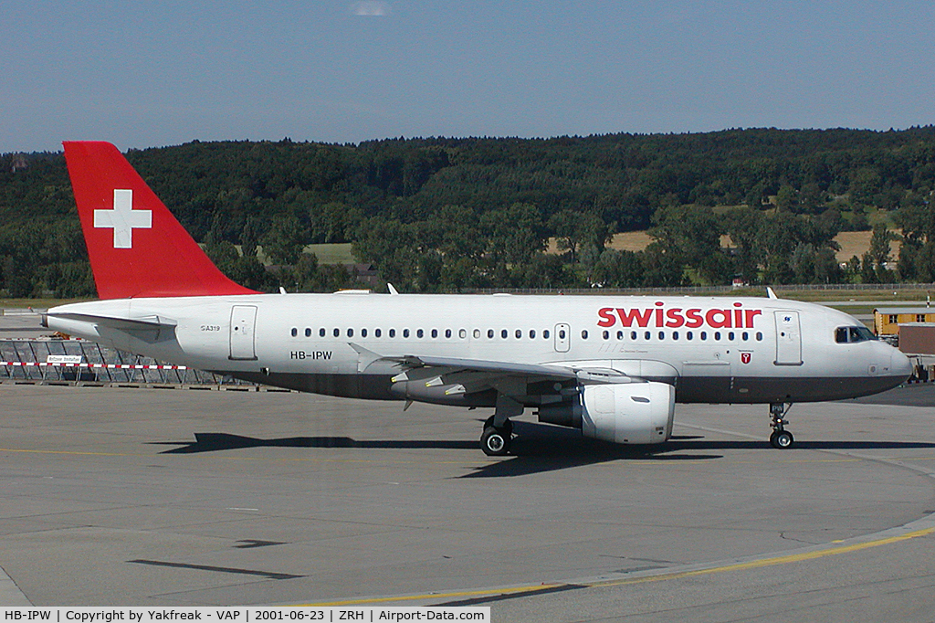 HB-IPW, 1996 Airbus A319-112 C/N 588, Swissair Airbus A319
