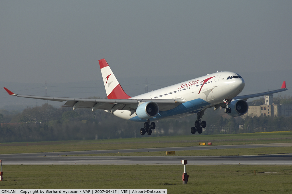 OE-LAN, 1997 Airbus A330-223 C/N 195, soon histrical