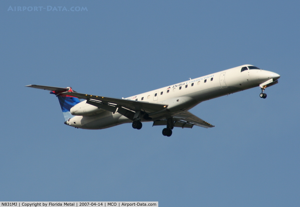 N831MJ, 2000 Embraer EMB-145LR C/N 145273, Delta Conn