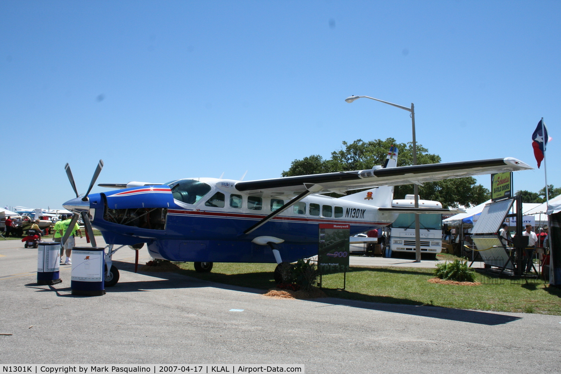 N1301K, 1995 Cessna 208B C/N 208B0488, Cessna 208B