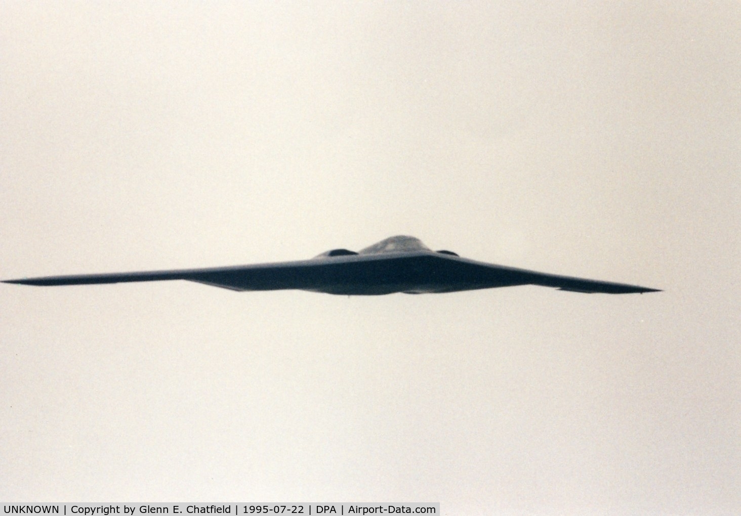 UNKNOWN, , B-2 shot with 1000mm lens, in the haze