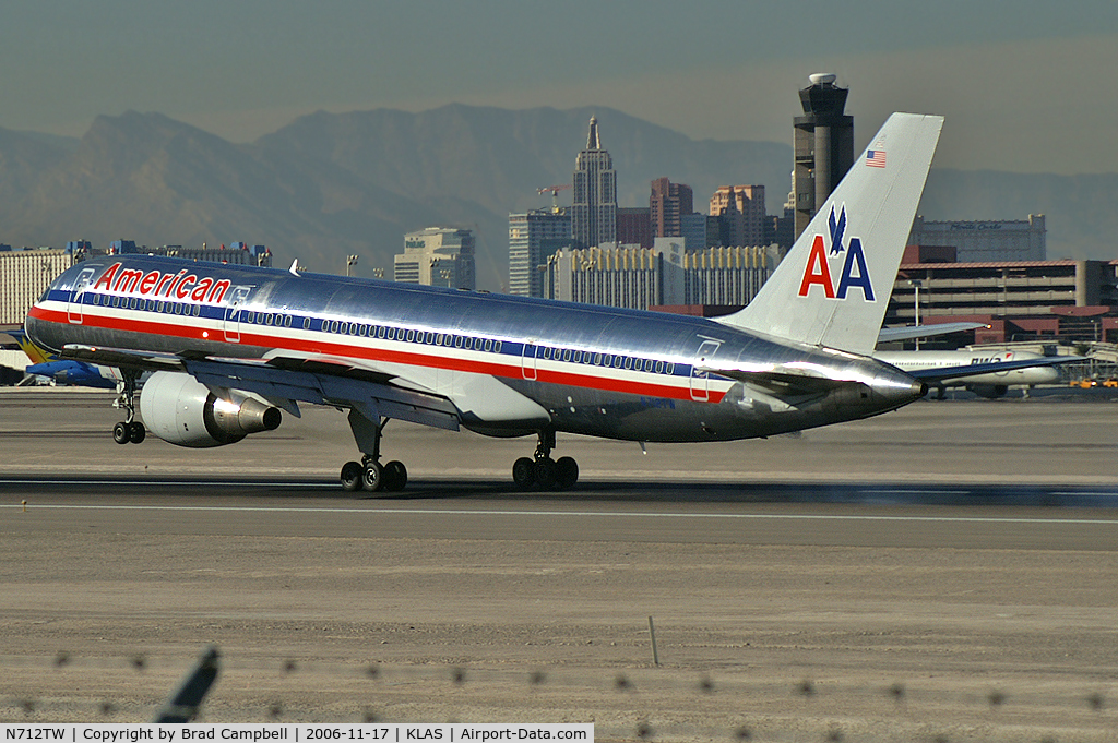 N712TW, 1997 Boeing 757-2Q8 C/N 27624, American Airlines / 1997 Boeing 757-2Q8