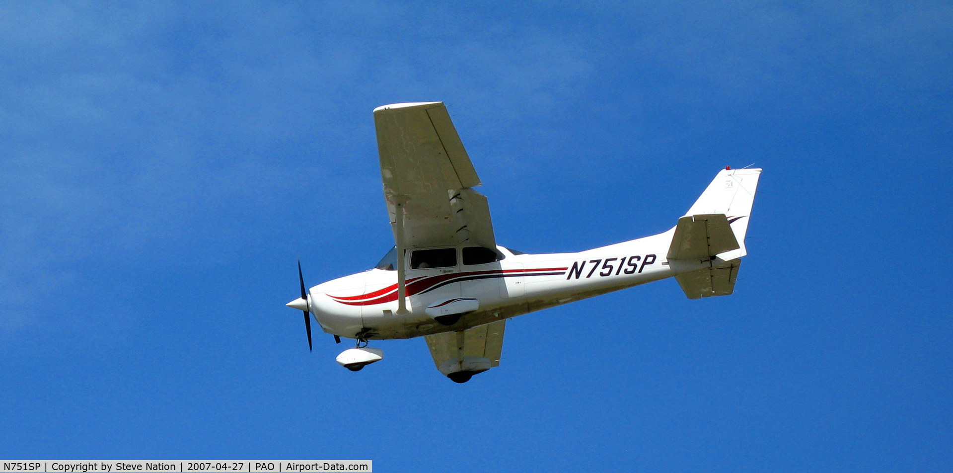 N751SP, 2000 Cessna 172S C/N 172S8684, 2000 Cessna 172S on final @ Palo Alto, CA
