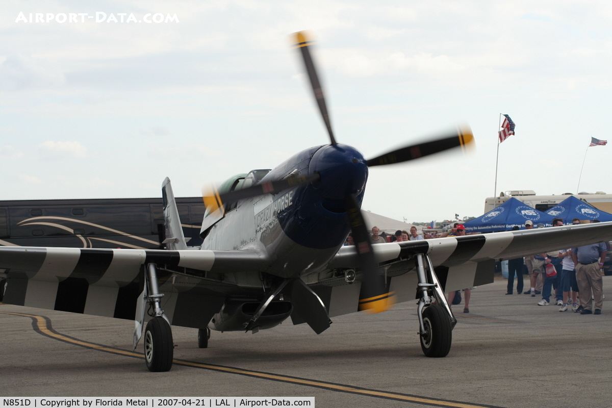 N851D, 1944 North American P-51D Mustang C/N 44-84745, Crazy Horse fires up