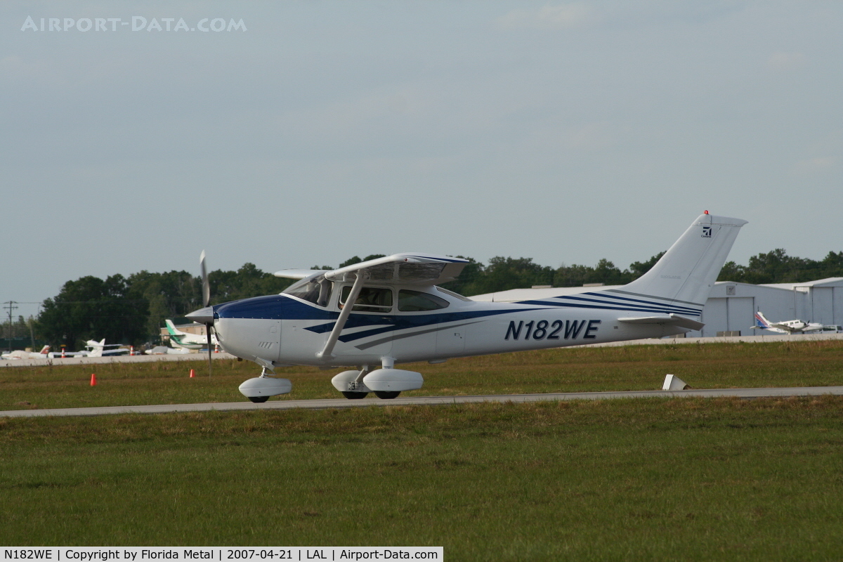 N182WE, 1979 Cessna 182Q Skylane C/N 18267126, 1979 C182