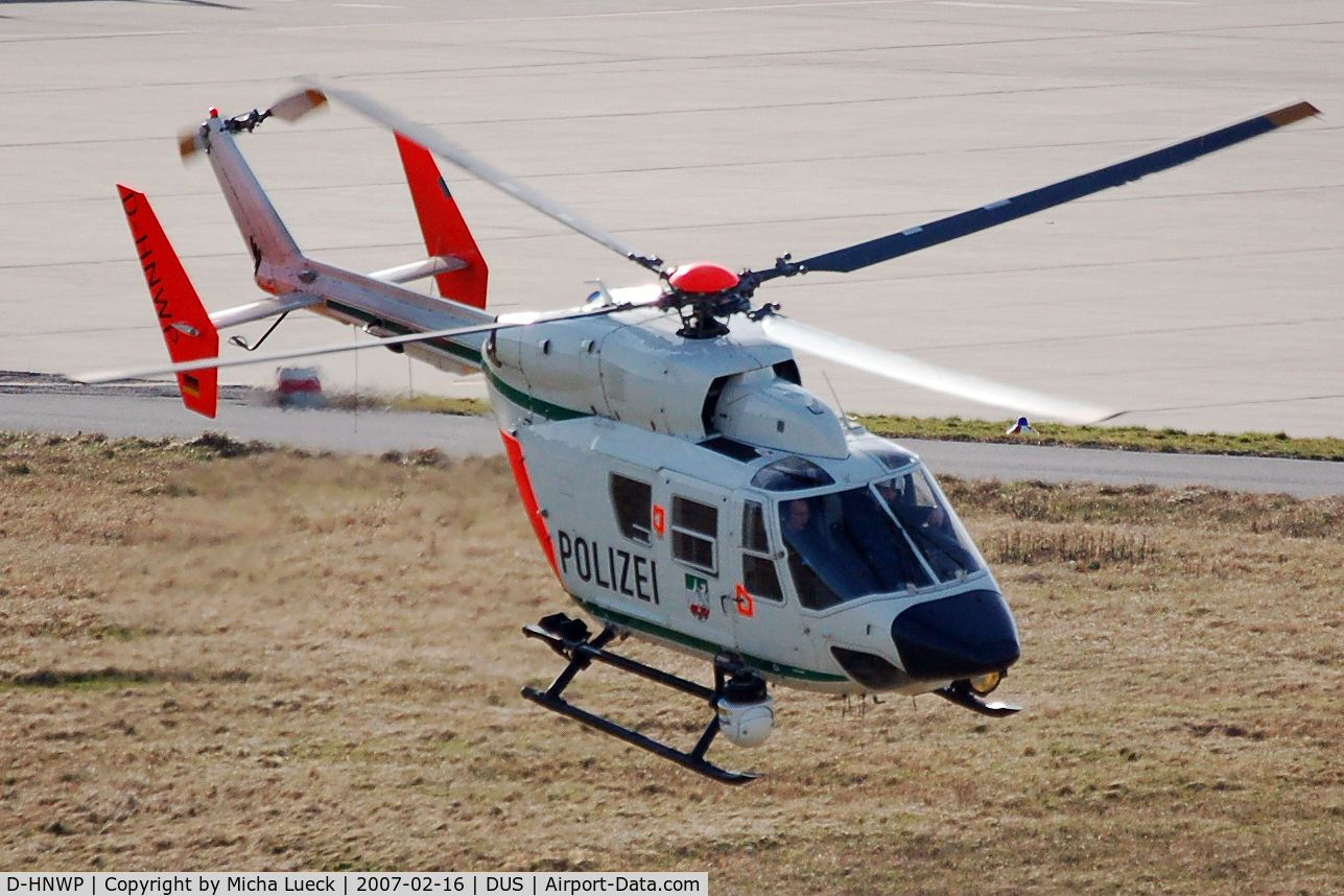 D-HNWP, Eurocopter-Kawasaki BK-117C-1 C/N 7553, Taking off