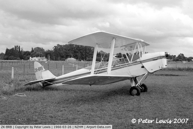 ZK-BRB, De Havilland New Zealand DH-82A Tiger Moth C/N DHNZ139, New Plymouth Aero Club