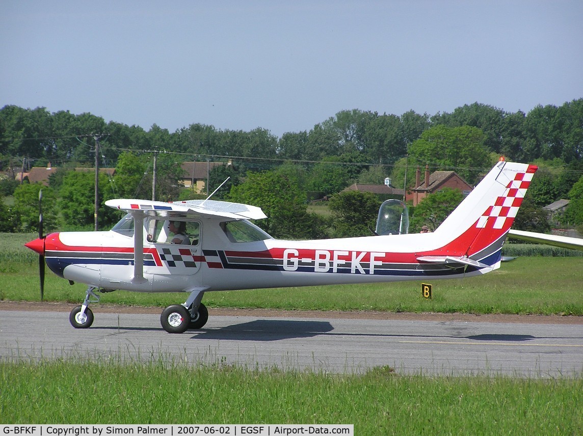G-BFKF, 1978 Reims FA152 Aerobat C/N 0337, Cessna FA152 at Conington