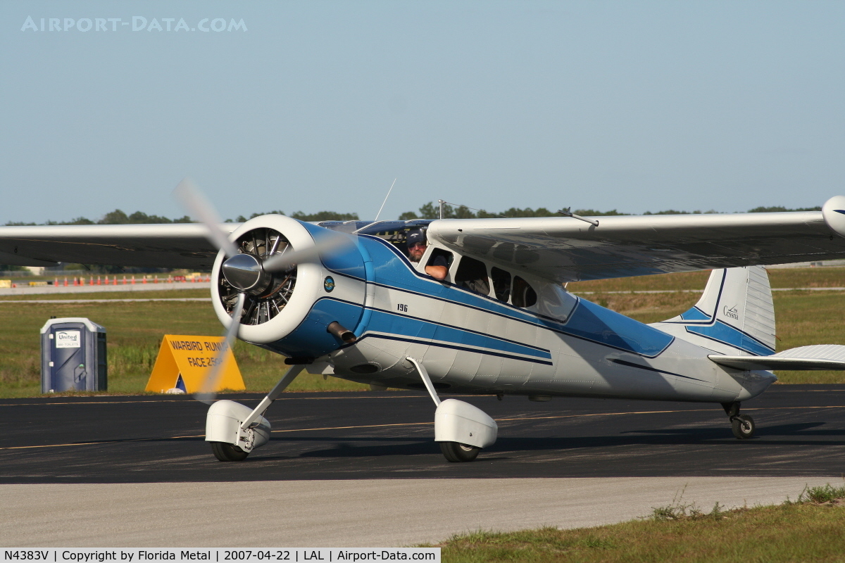 N4383V, 1949 Cessna 195 C/N 7305, C195