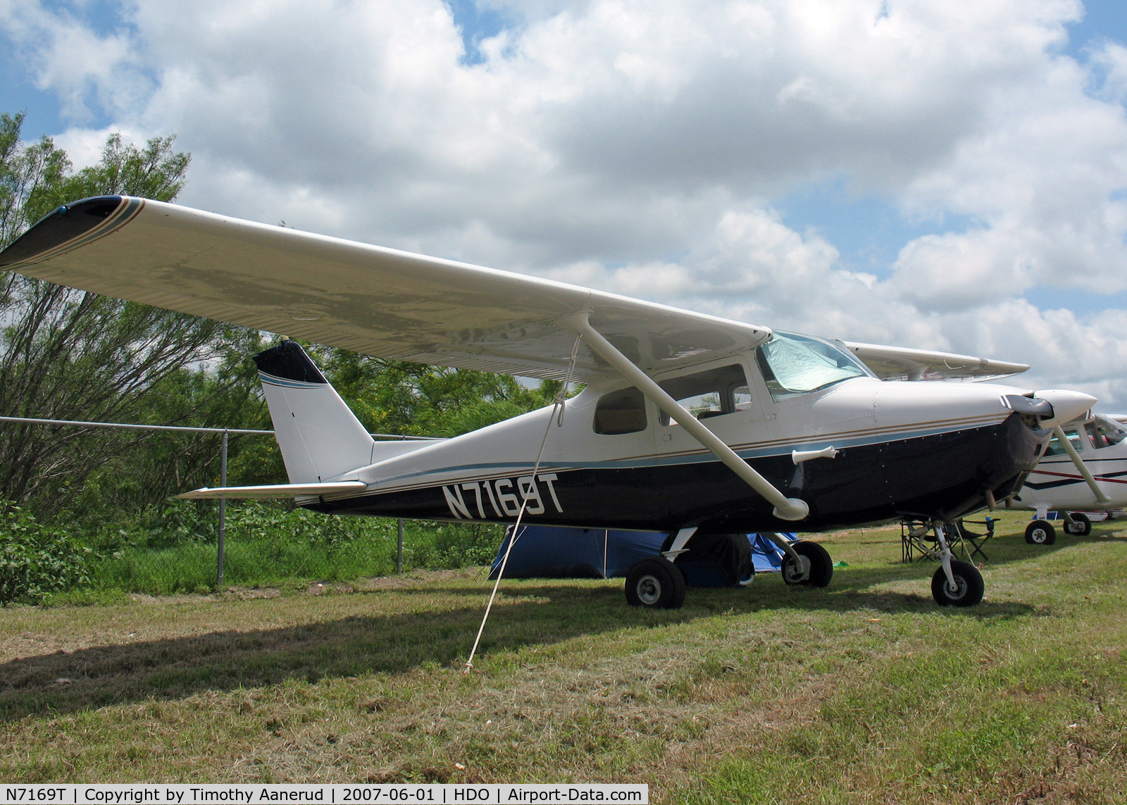 N7169T, 1959 Cessna 172A C/N 46769, 1959 Cessna 172A Skyhawk, c/n 46769, The EAA Texas Fly-In