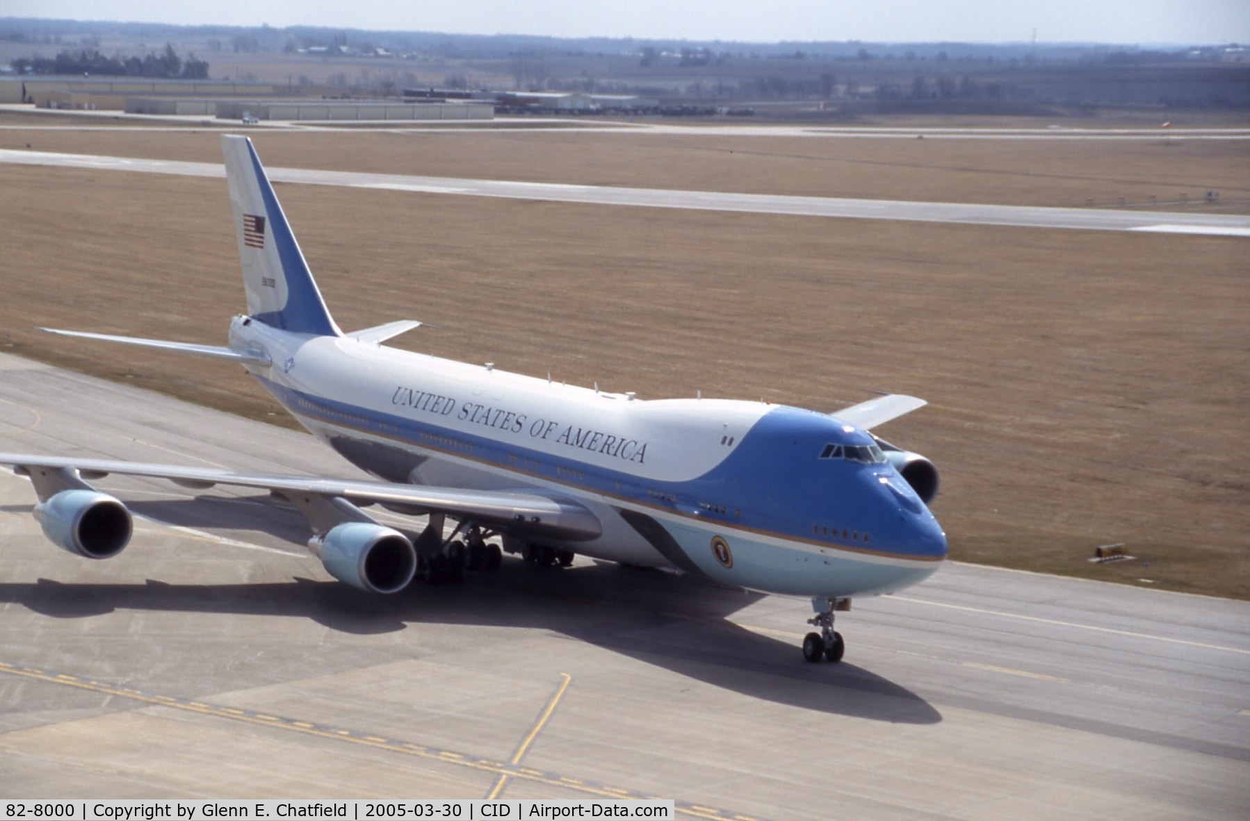 82-8000, 1987 Boeing VC-25A (747-2G4B) C/N 23824, Air Force One taxiing in from landing runway 9