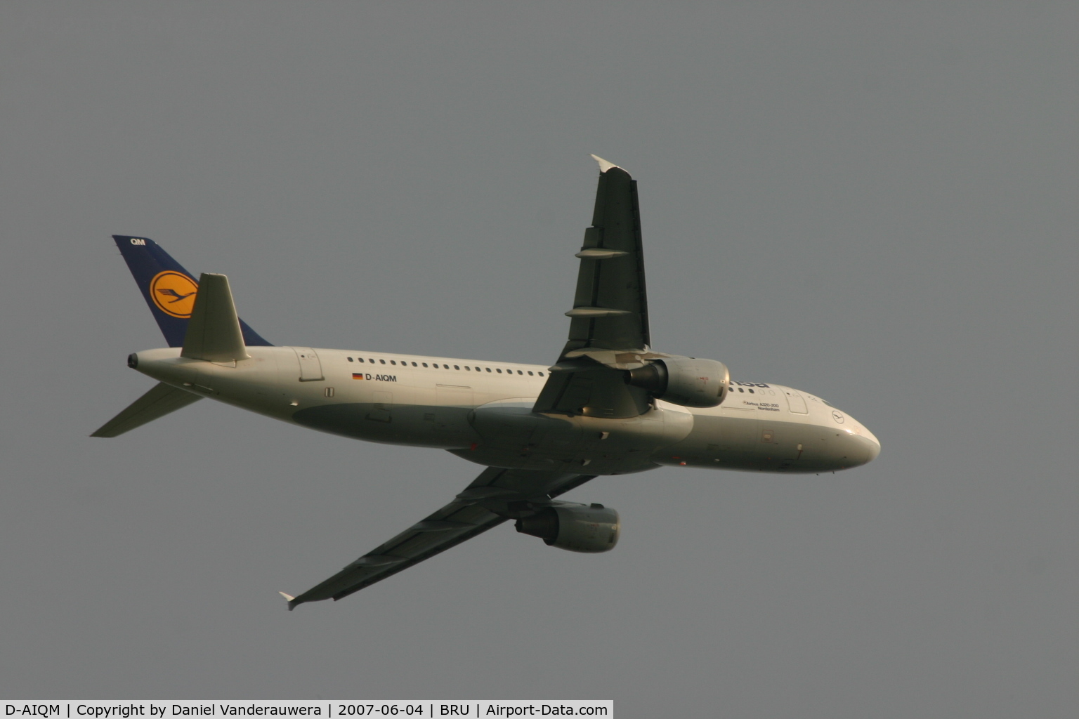 D-AIQM, 1991 Airbus A320-211 C/N 0268, taking off from rwy 25R