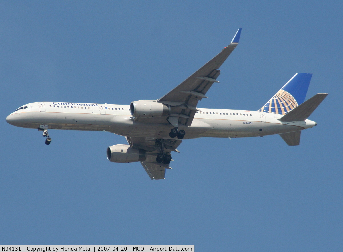 N34131, 1998 Boeing 757-224 C/N 28971, Continental