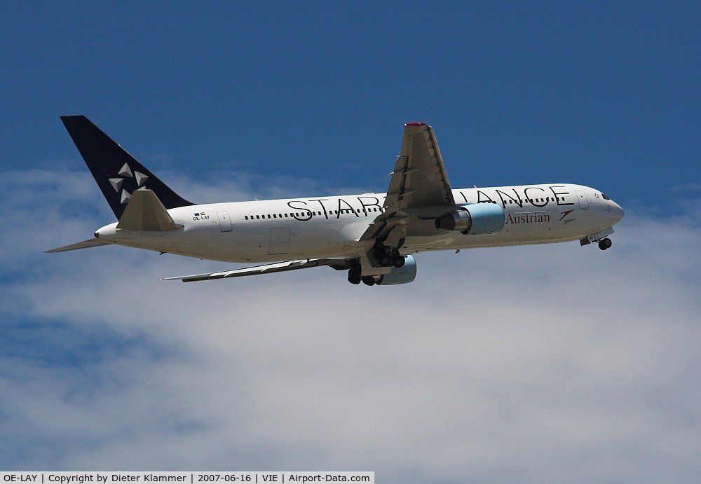 OE-LAY, 1998 Boeing 767-3Z9/ER C/N 29867, Austrian B 767 color StarAlliance climbing out of RWY 34