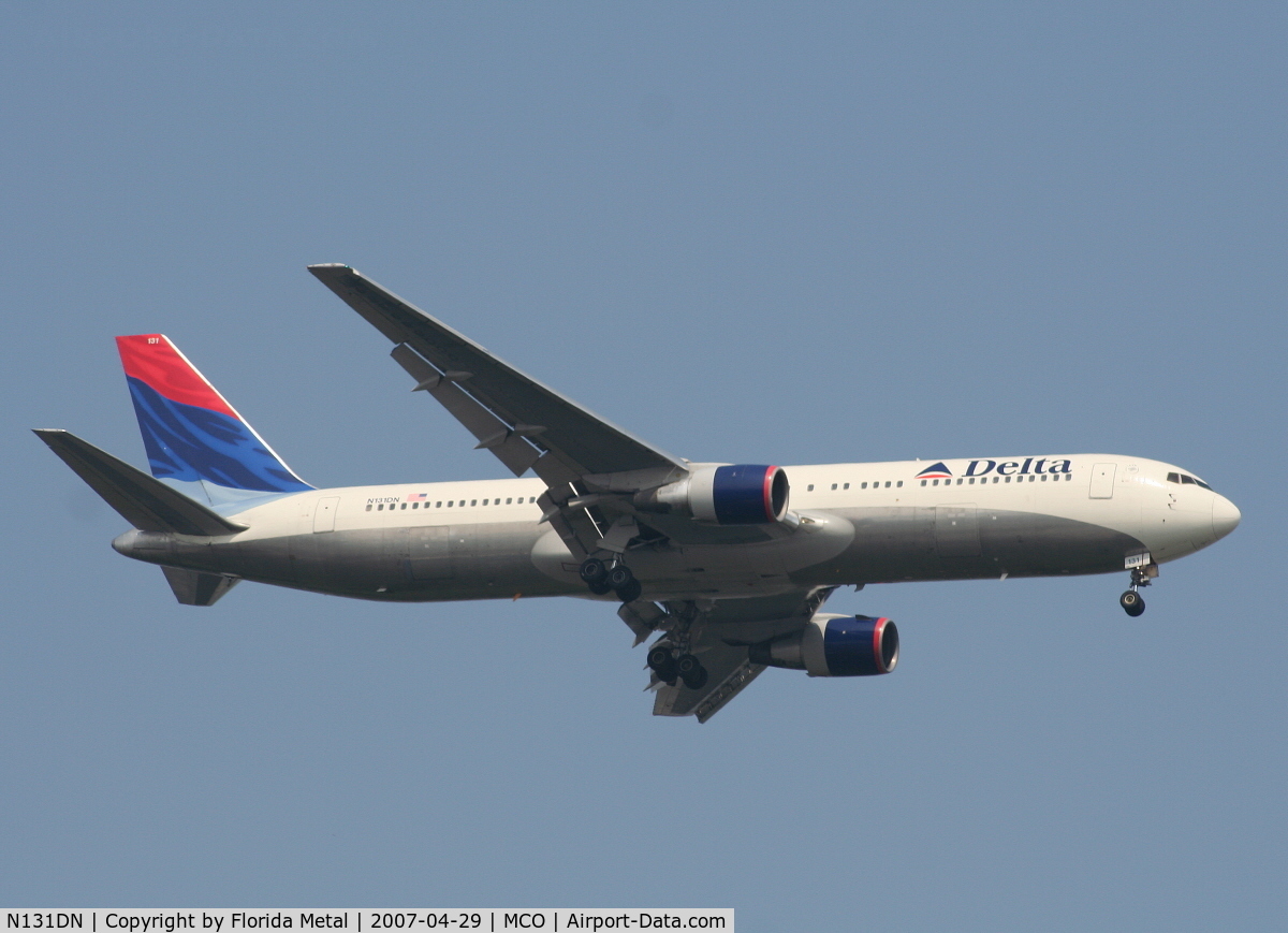 N131DN, 1990 Boeing 767-332 C/N 24852, Delta