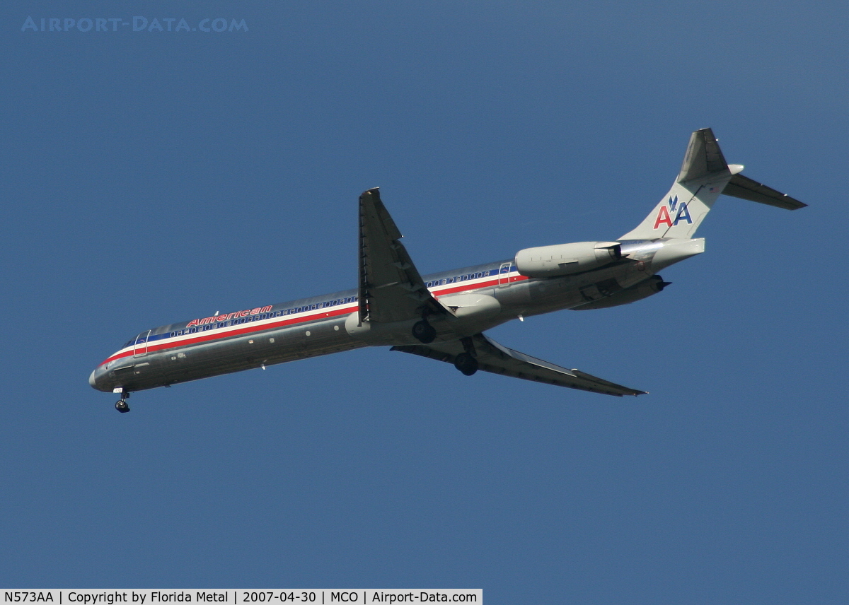 N573AA, 1991 McDonnell Douglas MD-82 (DC-9-82) C/N 53092, AA