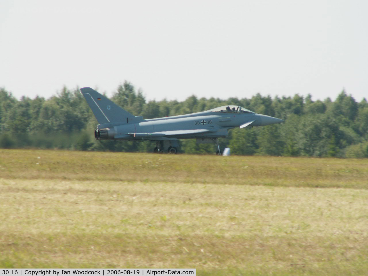 30 16, 2005 Eurofighter EF-2000 Typhoon S C/N GS009, Bae EF2000/JG-73/Laage Show