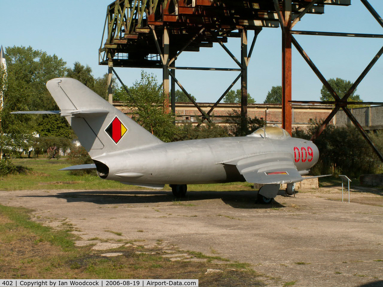 402, 1961 Mikoyan-Gurevich MiG-17 C/N Not found 402, Mikoyan-Gurevich MiG-17F/Preserved at Peenemunde
