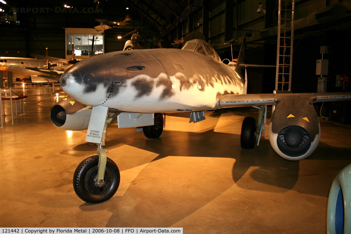 121442, Messerschmitt Me-262A Schwalbe C/N 501232, Me 262