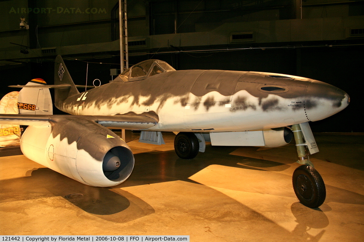 121442, Messerschmitt Me-262A Schwalbe C/N 501232, Me-262