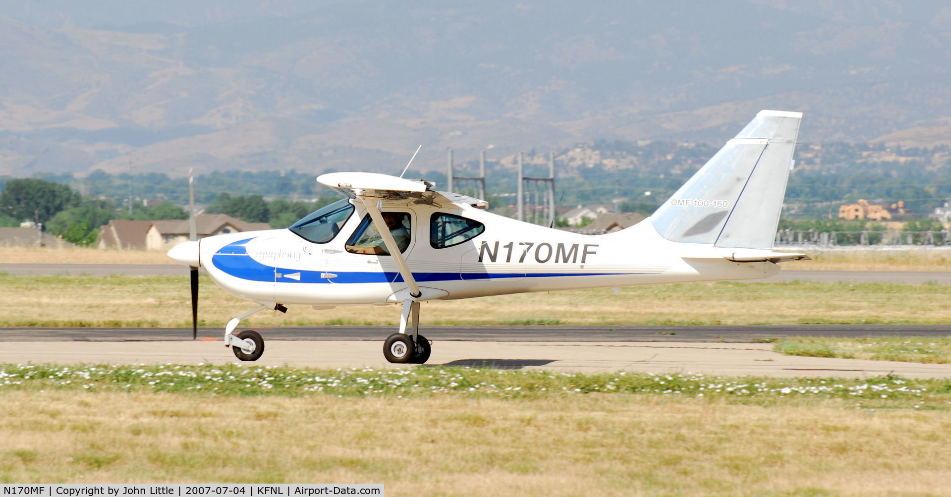 N170MF, 2001 OMF 100-160 Symphony C/N 0017, Taxi Ft Collins/Loveland Airport