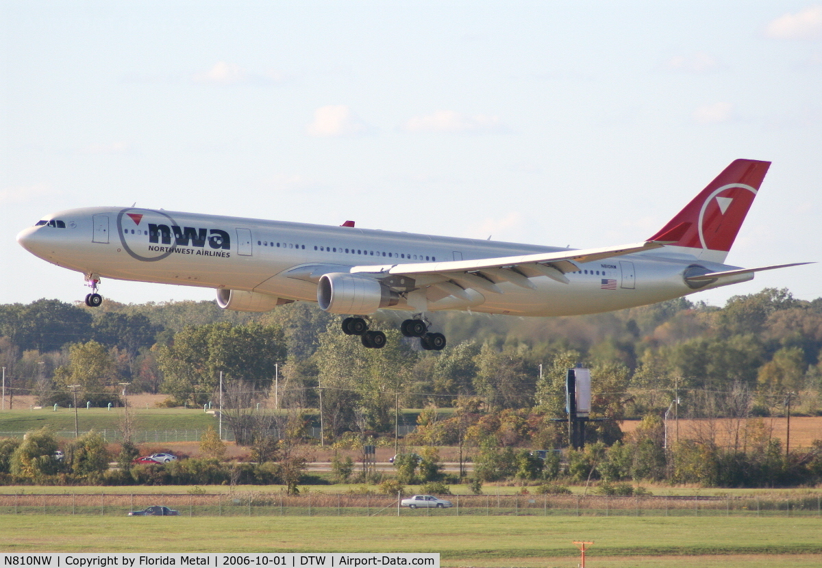 N810NW, 2005 Airbus A330-323 C/N 0674, Northwest