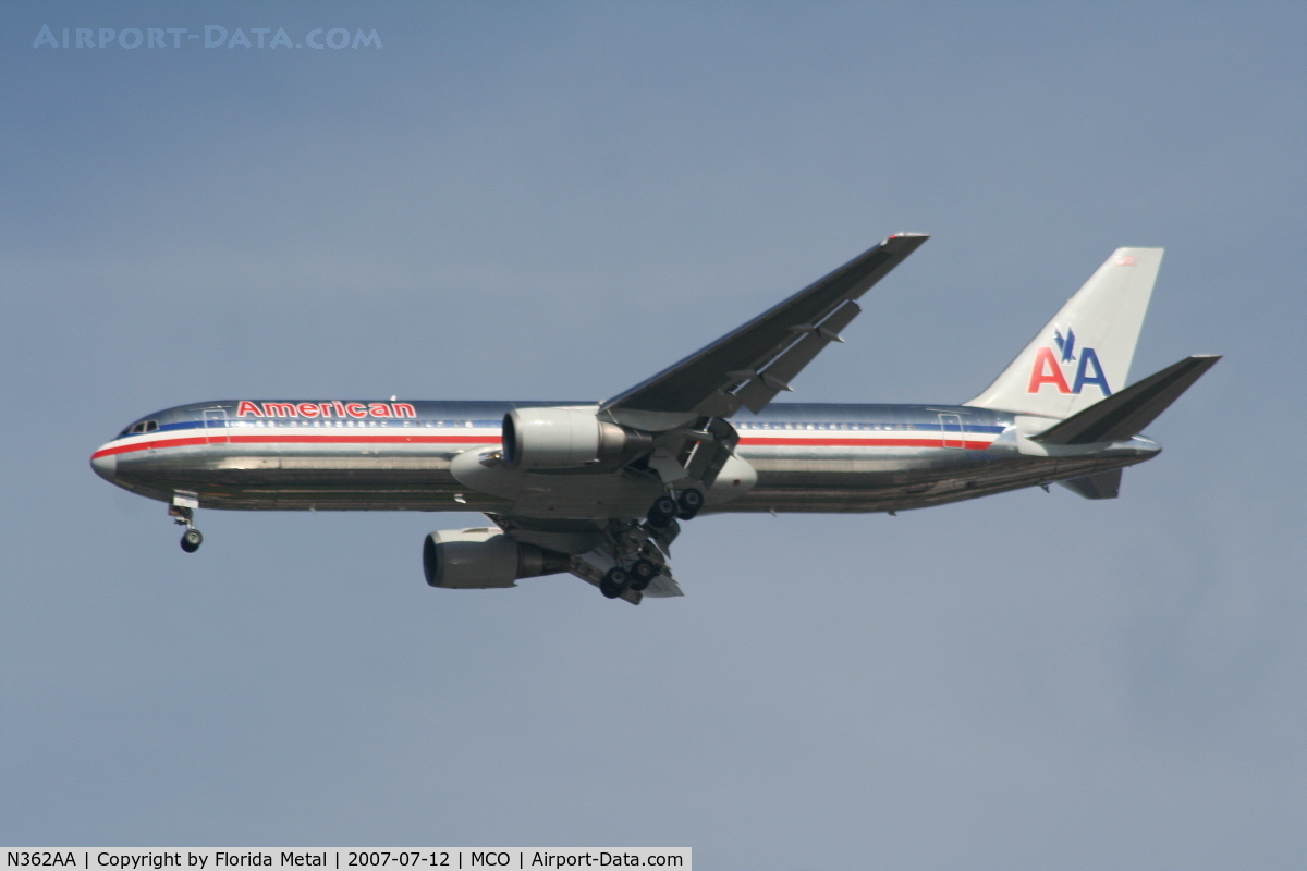 N362AA, 1988 Boeing 767-323 C/N 24043, AA