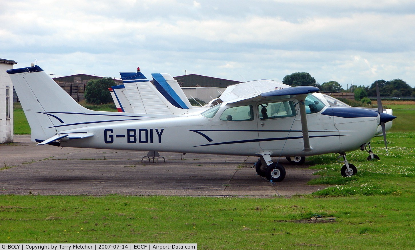 G-BOIY, 1976 Cessna 172N C/N 172-67738, Cessna 172N