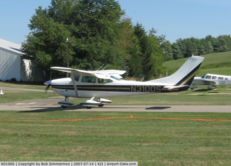 N3100S, 1964 Cessna 182G Skylane C/N 18255600, At the Zanesville, OH fly-in breakfast & lunch