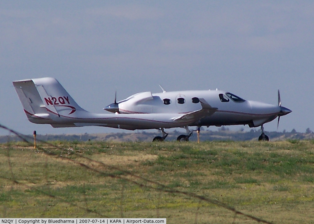 N2QY, 2006 Adam Aircraft A500 C/N 0007, Prep for Take-off