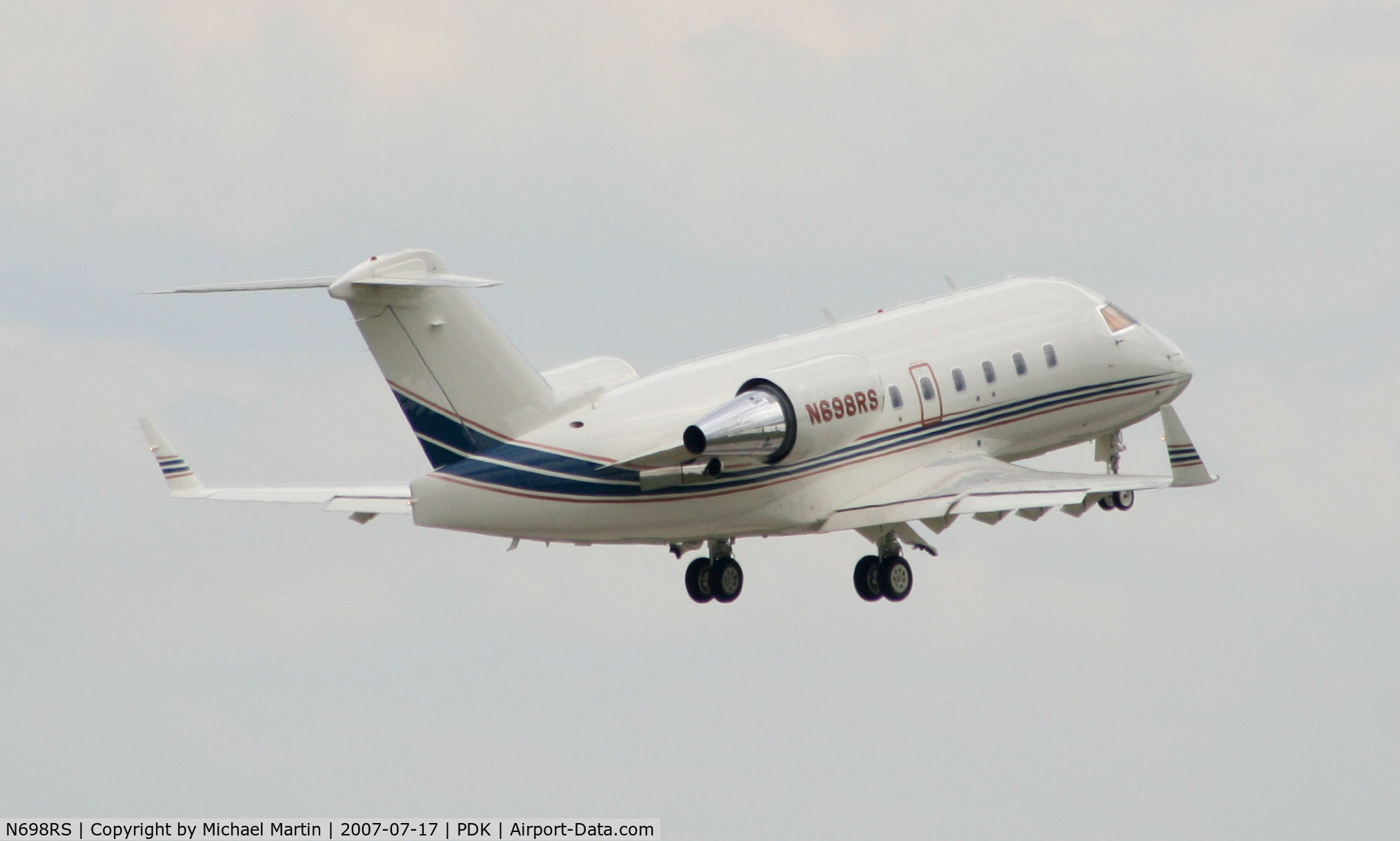 N698RS, 2000 Bombardier Challenger 604 (CL-600-2B16) C/N 5460, Departing PDK enroute to FLL