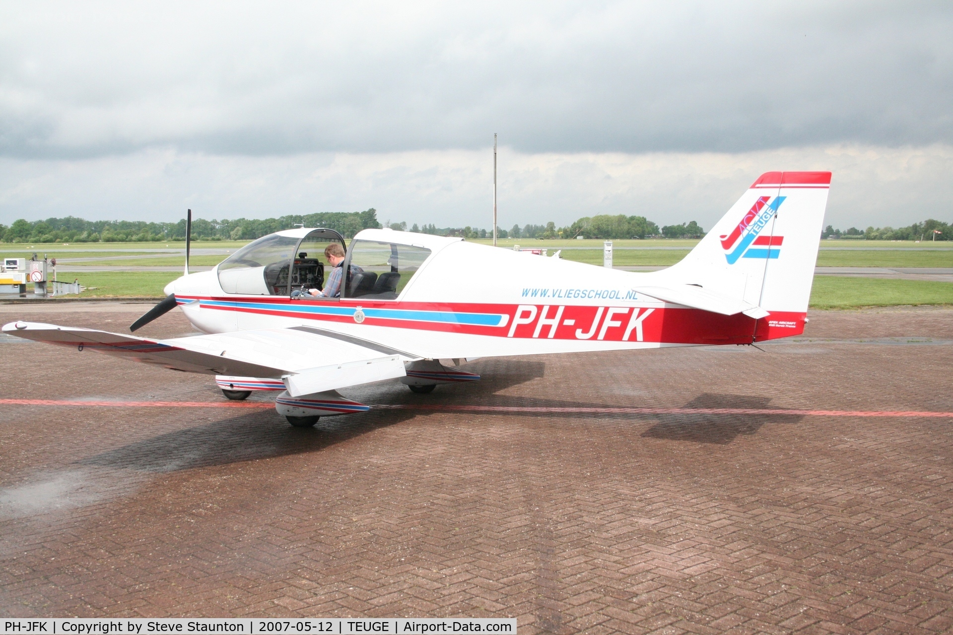 PH-JFK, Robin DR-400-140B Major C/N 2591, Taken on a recent Aeroprint tour @ Teuge