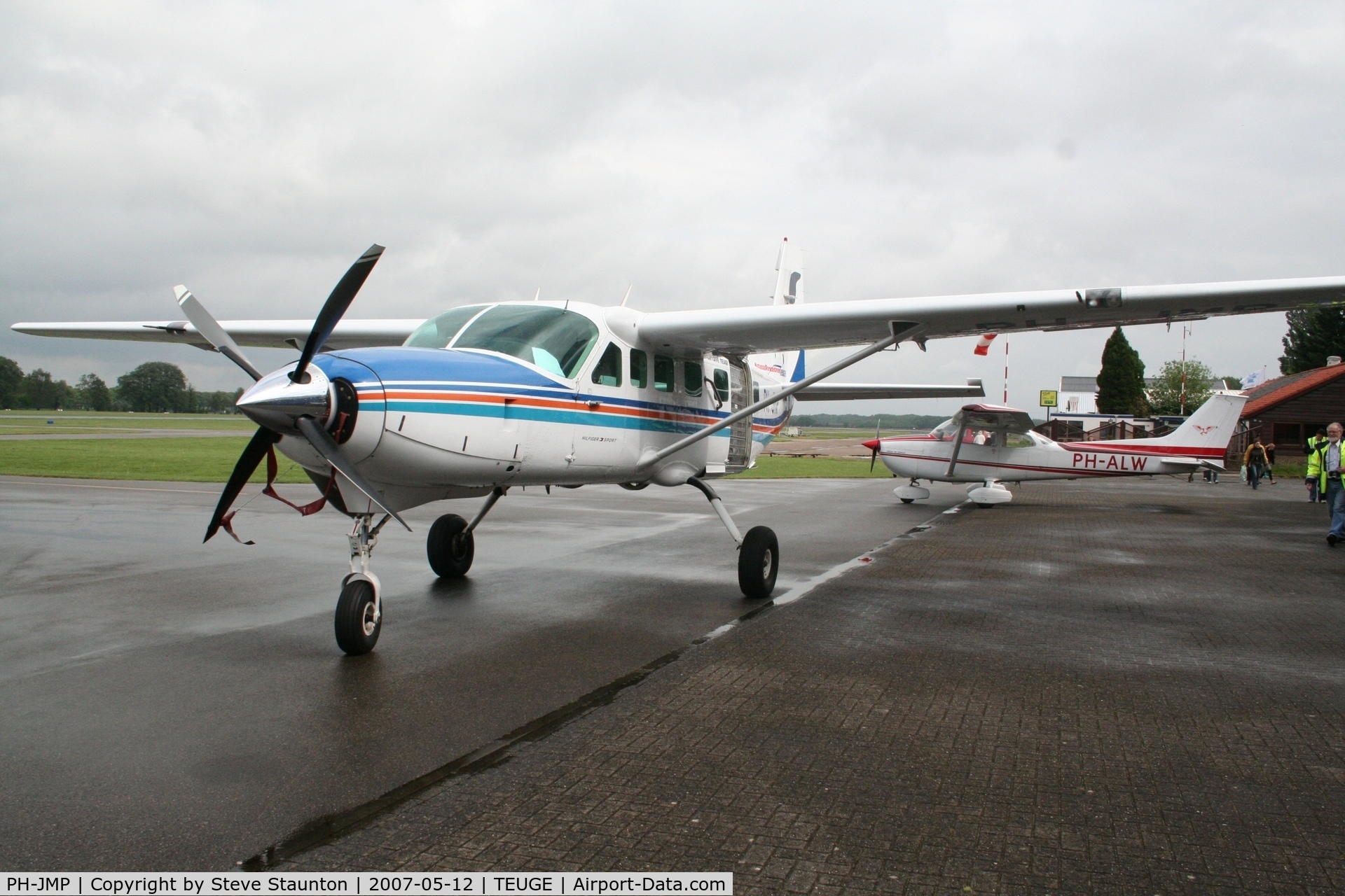 PH-JMP, 1997 Cessna 208B Supervan 900 C/N 208B-0583, Taken on a recent Aeroprint tour @ Teuge