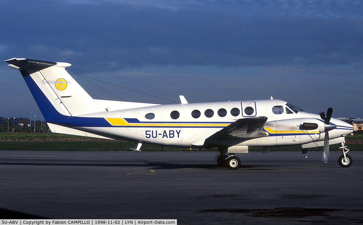 5U-ABV, Beechcraft 200 King Air C/N BB-431, Nigeravia