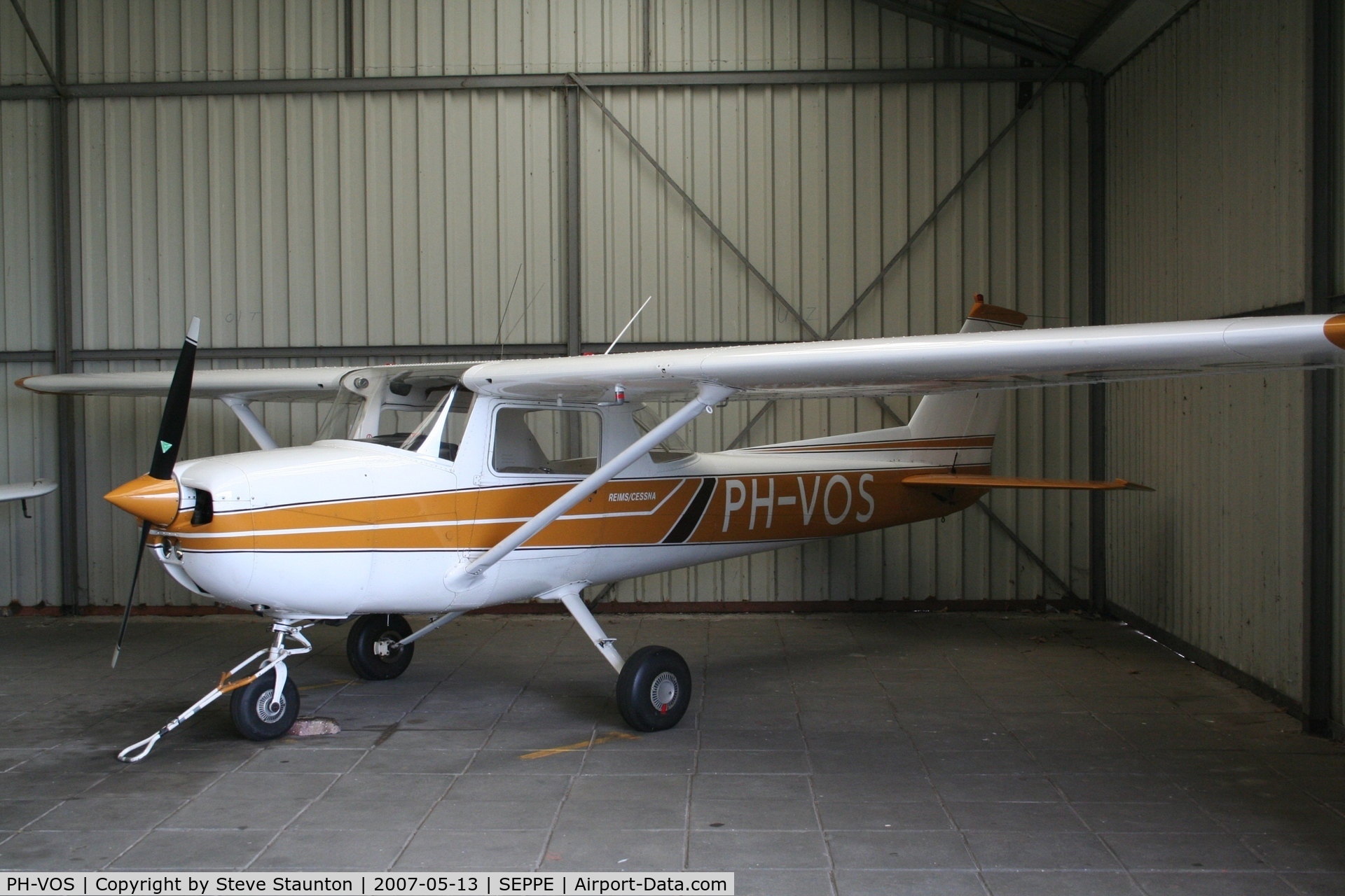 PH-VOS, Reims F150L C/N 1092, Taken on a Aeroprint tour @ Seppe