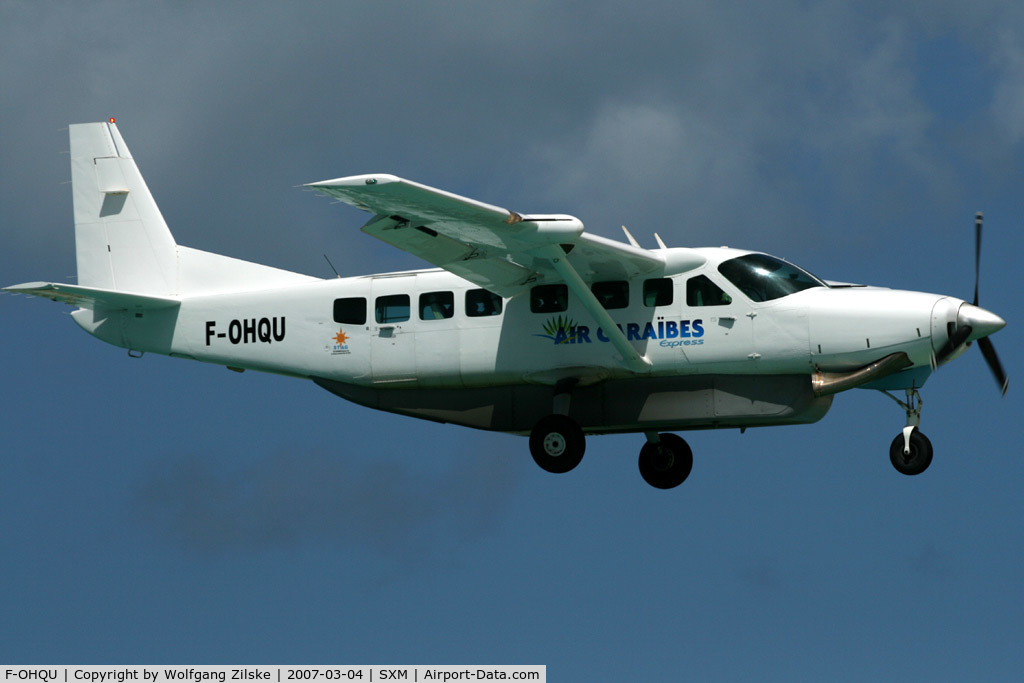 F-OHQU, 1998 Cessna 208B Caravan I C/N 208B0725, visitor